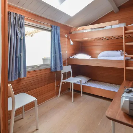 3 Bedroom Stunning In Prázdninový dům Stege